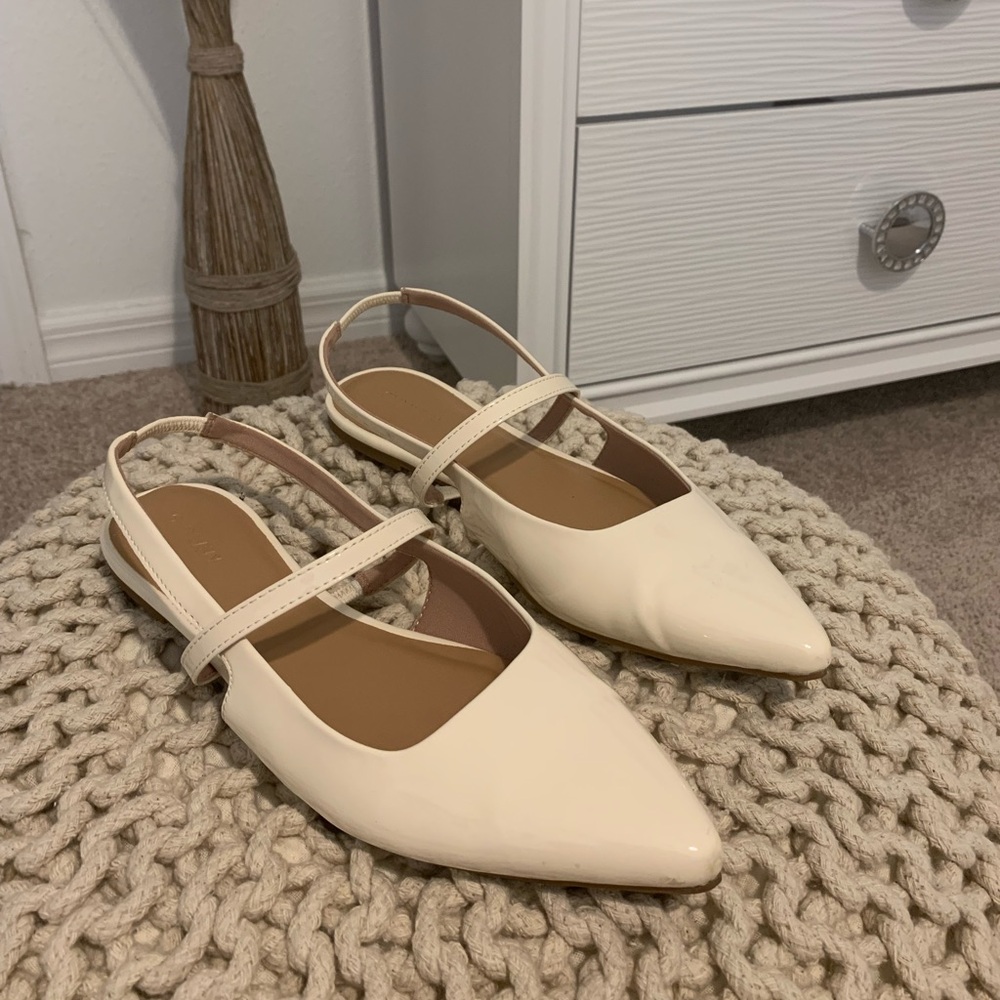 Old Navy Cream Slingback Flats